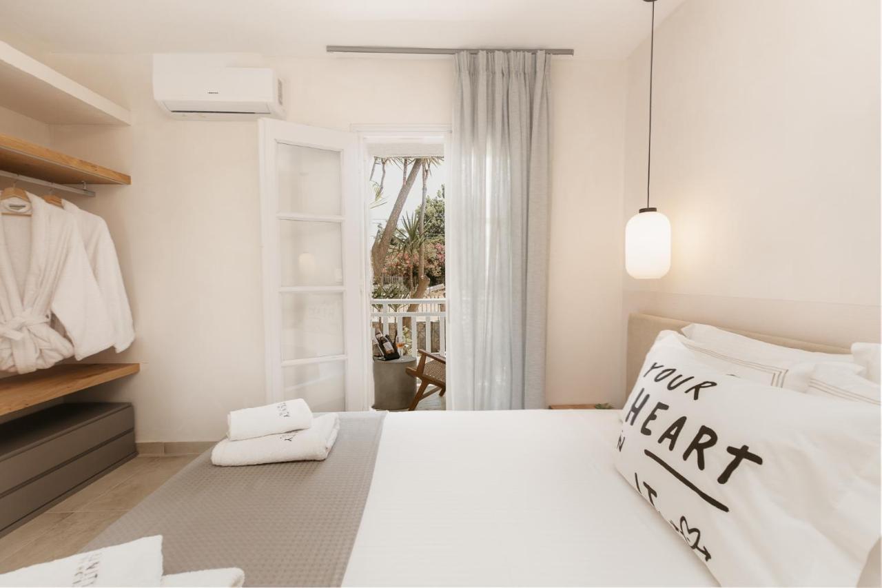 Trinity The Hotel อาโมเลียนี ภายนอก รูปภาพ